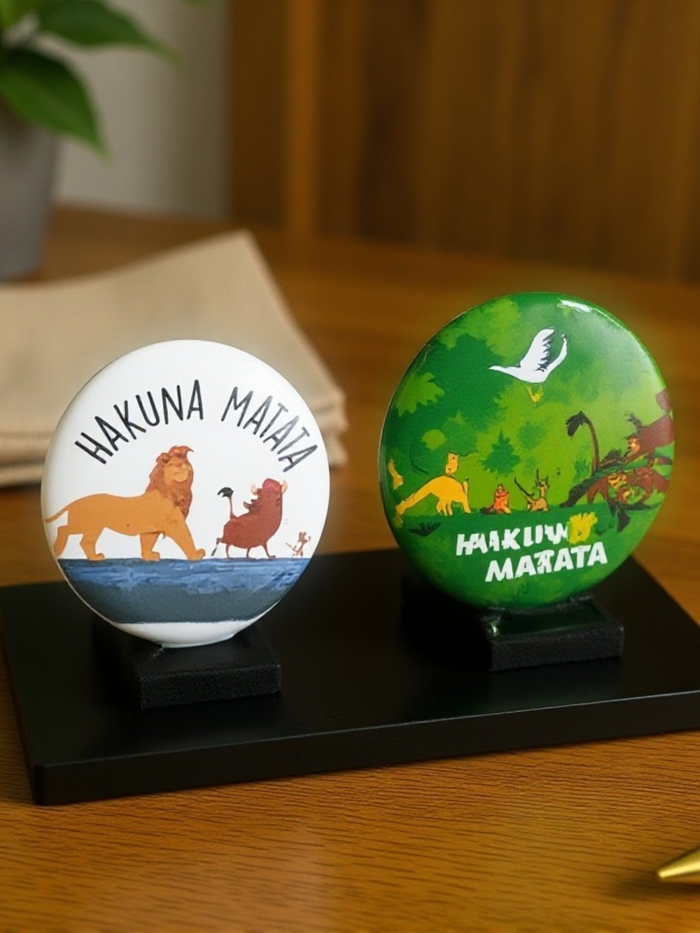 Hakuna Matata Lion & Friends Decorative Button Set - White & Green